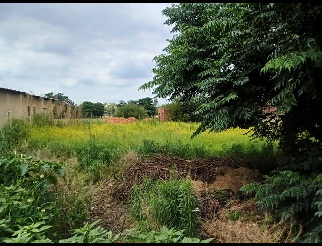 1,044M² VACANT LAND FOR SALE IN KOOKRUS